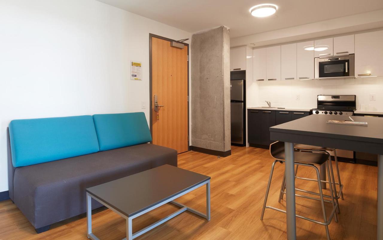 Centennial Place Student Residence Scarborough Торонто Экстерьер фото